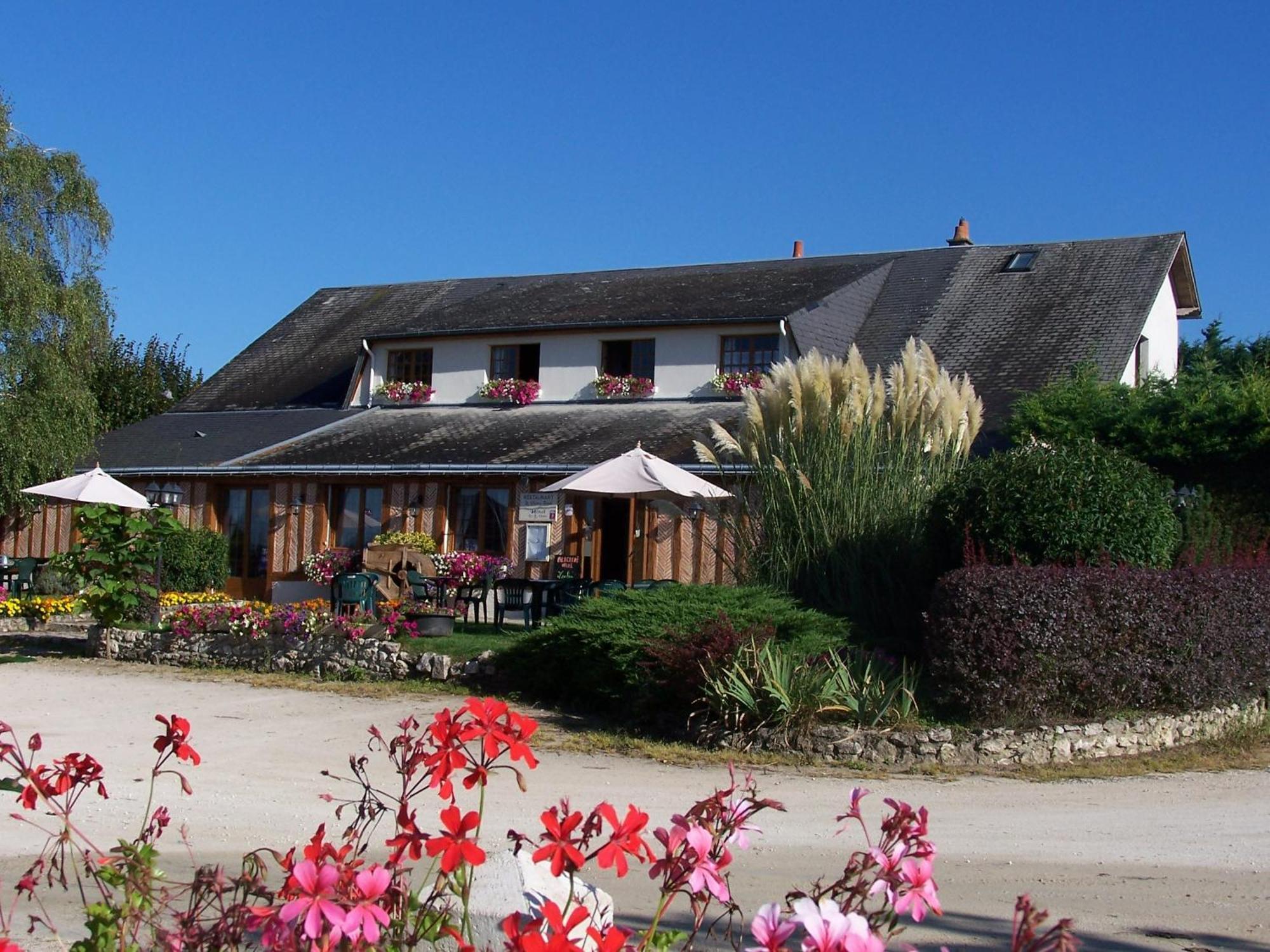 Logis Hotel Restaurant Le Vieux Fusil Soings-en-Sologne Bagian luar foto